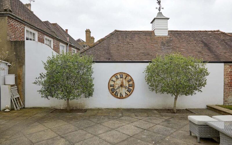 period filming location london shepperton georgian manor