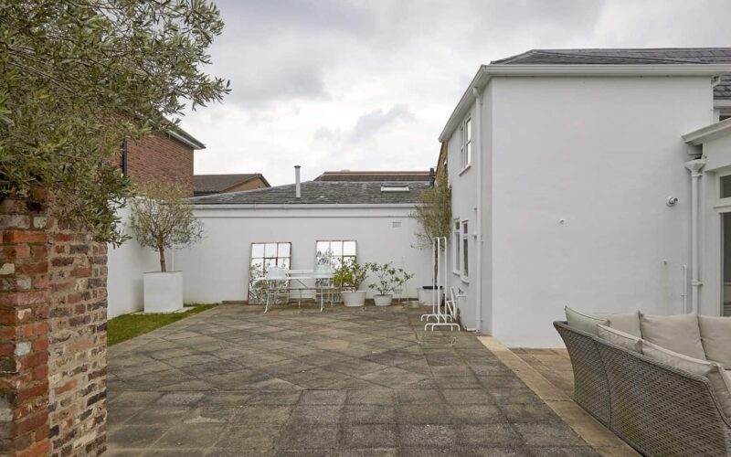 period filming location london shepperton georgian manor