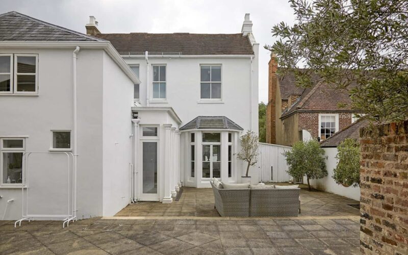 period filming location london shepperton georgian manor